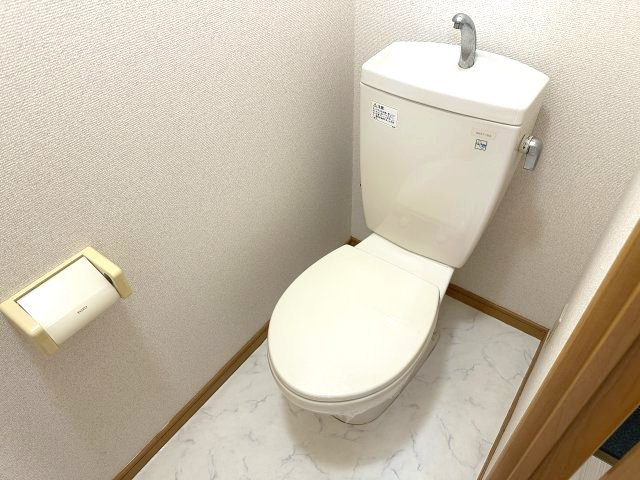 日伯産業のトイレ