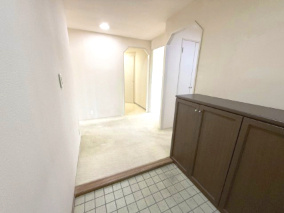 高坂ニュータウン四季の丘の玄関|きれいな玄関です