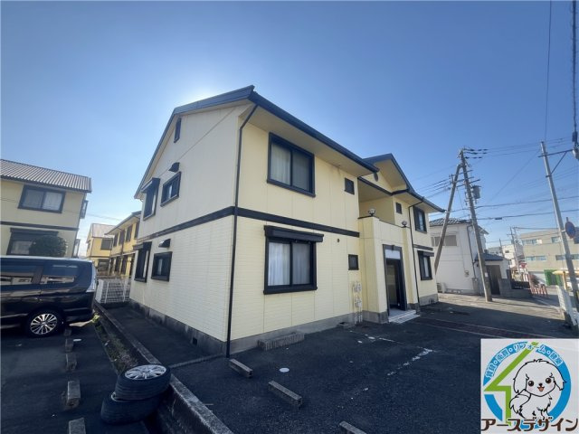 第5安達ハイツの外観