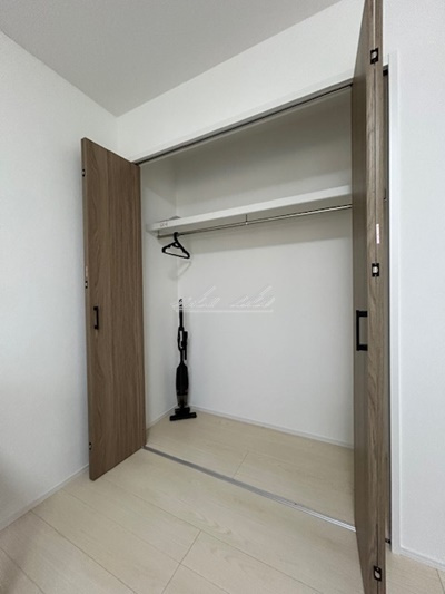 【収納】アザーレ・キュリオス東海大学前B 