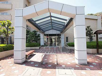 スカイハイツ相田のエントランス