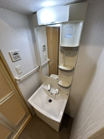 ブリランテ都島の洗面所