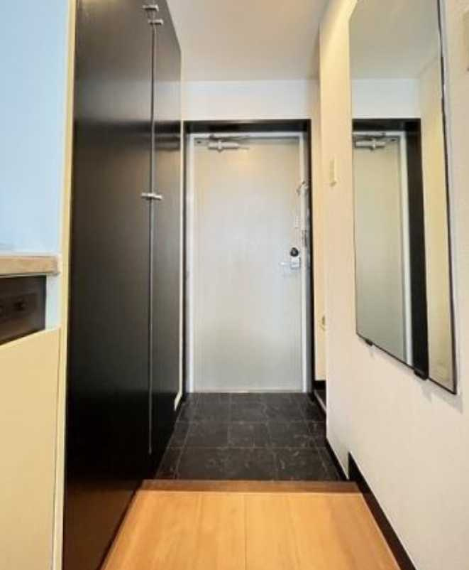 コリドー池尻　駅近　オートロック　陽当たり良好の玄関