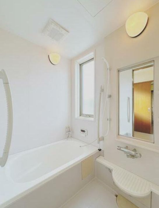 富士市中丸　中古戸建　Rの浴室