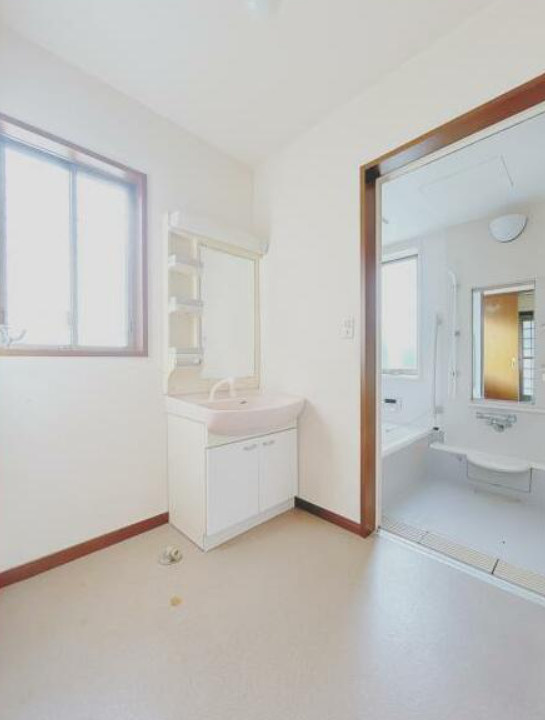 富士市中丸　中古戸建　Rの脱衣所