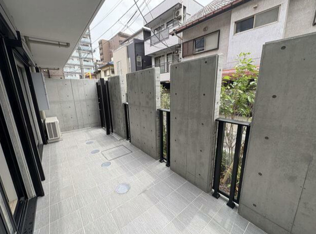 フィルージュ浦和常盤のバルコニー