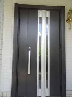 【玄関】 | 川西市大和西1丁目7の4　中古一戸建て