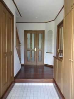 【玄関】 | 川西市大和西1丁目7の4　中古一戸建て