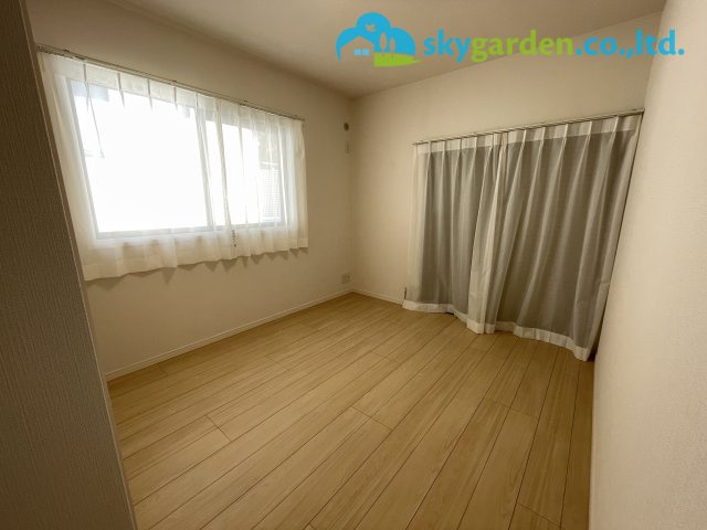 鎌倉市稲村ガ崎5丁目　中古戸建の洋室