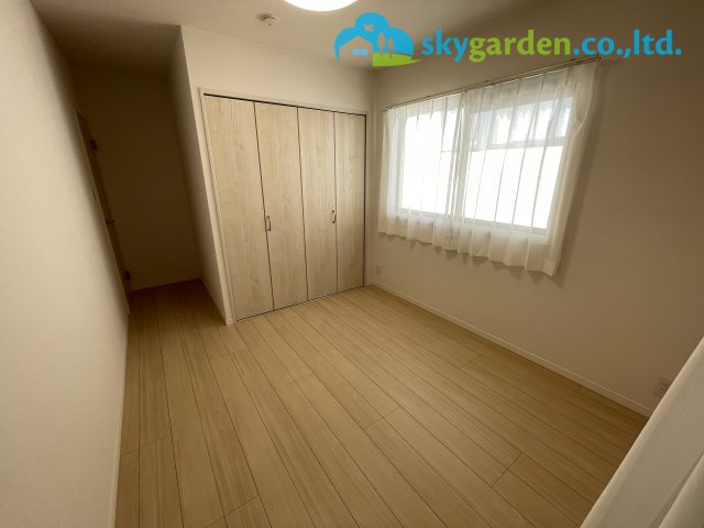 鎌倉市稲村ガ崎5丁目　中古戸建の洋室