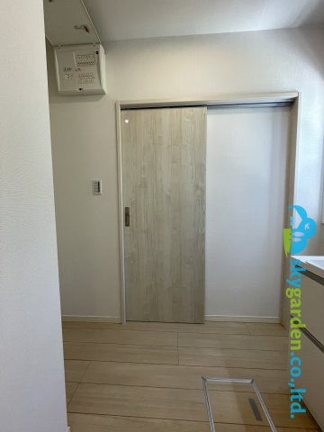 鎌倉市稲村ガ崎5丁目　中古戸建の脱衣所