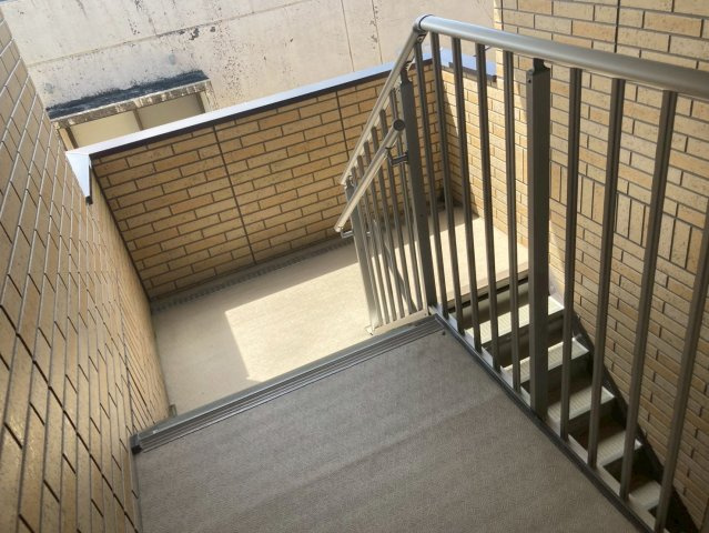 鴨川市　1棟マンション 第2駐車場のバルコニー