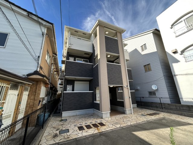寿マンションの外観