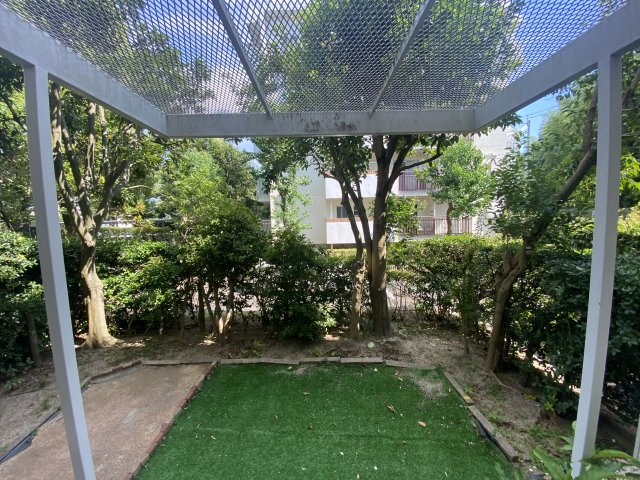 パークハイツ平尾山荘　31号の庭