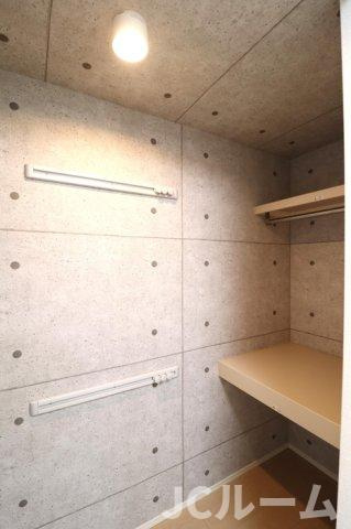 キャッスル・パルコの収納