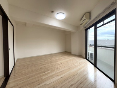 【洋室】 | リアライズ西賀茂