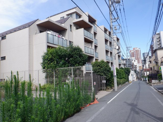 オープンレジデンシア表参道est