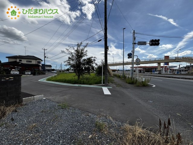 熊谷市万吉　売地の前面道路含む現地写真