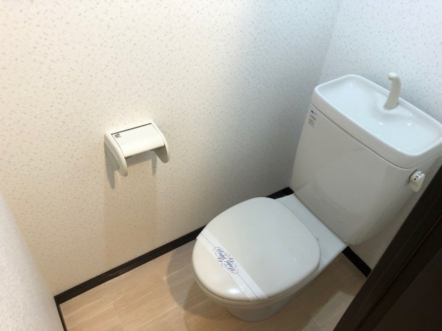 プリヴェラヴィ白金のトイレ