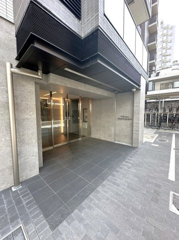 アーバネックス西新宿Ⅱのエントランス|◆築浅◆礼金0ヵ月ナイトワークOK！新宿駅まで徒歩圏内♪◆