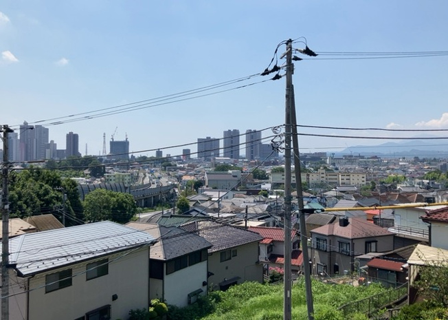 【展望】 | 眺望を気にして物件を探す場合、前面に建物が建っていないか現地で確認しましょう！前面に建物があると景色はもちろん、日当たりや風通しにも影響が出てきます。住んだ時のことを想像しながら現地見学をしましょう。