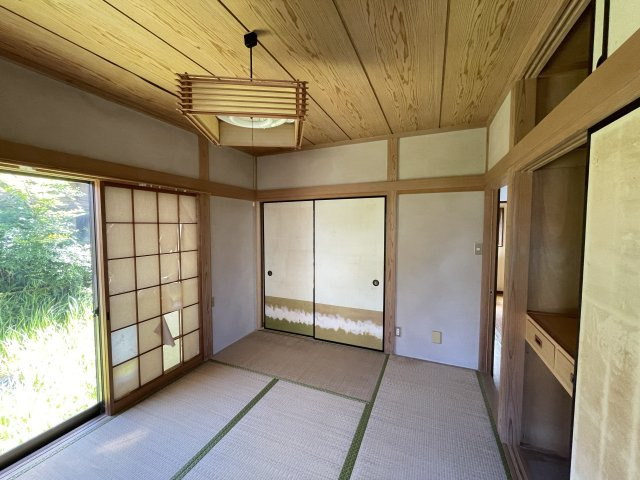 柳橋売り中古戸建ての和室