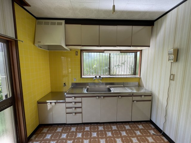 柳橋売り中古戸建てのキッチン