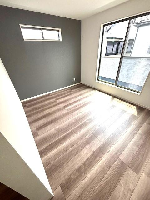 古河市三杉町　新築戸建3-1の洋室