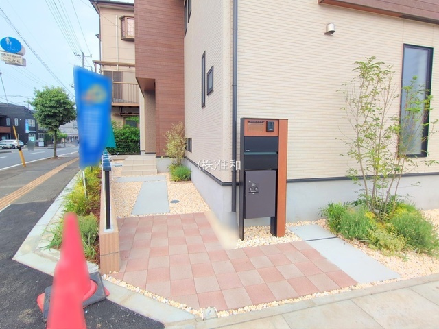 ふじみ野市大井中央１丁目の新築一戸建の玄関