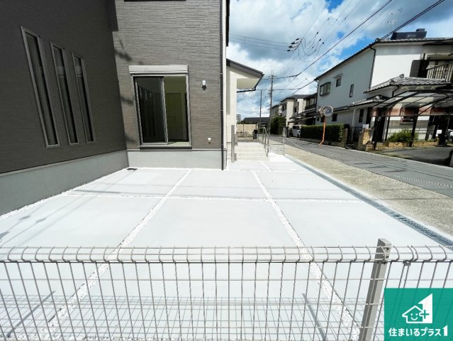 天理市田町　第7期　新築一戸建ての駐車場|駐車スペース！散水栓があるので、こまめに愛車を洗えます！