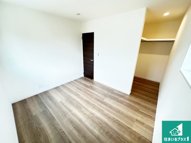 天理市田町　第7期　新築一戸建ての洋室|シンプルな洋室は、自分好みのインテリアが楽しめます♪ご家族とインテリアや家具を選びに行くのは新築購入時の醍醐味の一つです。ぜひお楽しみください♪