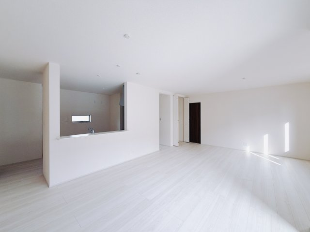 【新築戸建】第1吉岡町漆原のダイニング|■ダイニング｜出来上がった料理を運びやすいダイニング♪お料理中も家族との会話がはずみます♪