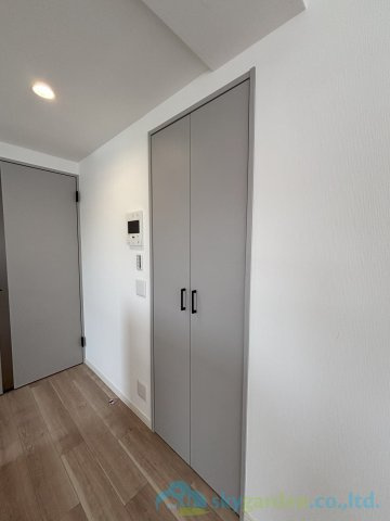 ルアンジュ本厚木の玄関