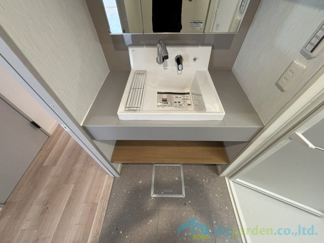 ルアンジュ本厚木の独立洗面台