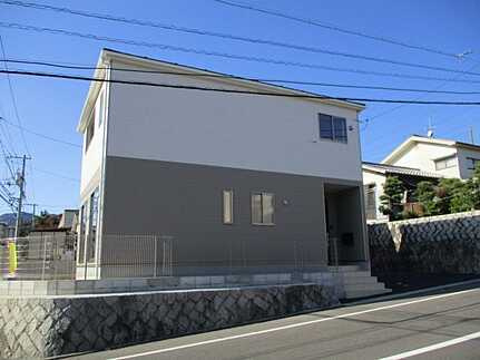 廿日市市物見西２丁目の前面道路含む現地写真