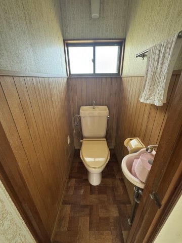 錦町中央3丁目 中古一戸建てのトイレ