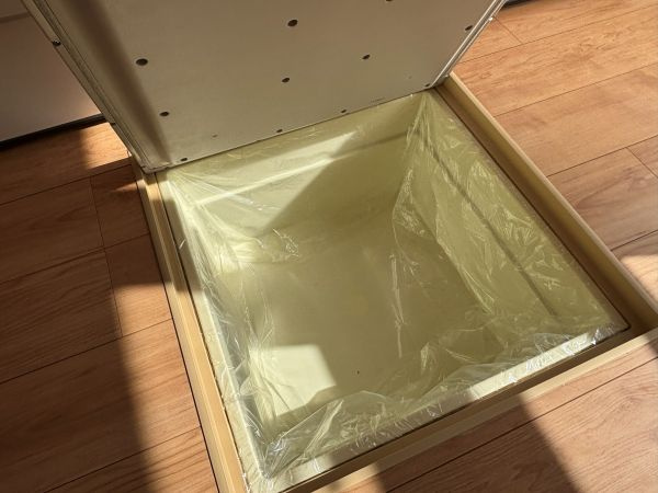キッチンの床下収納です。