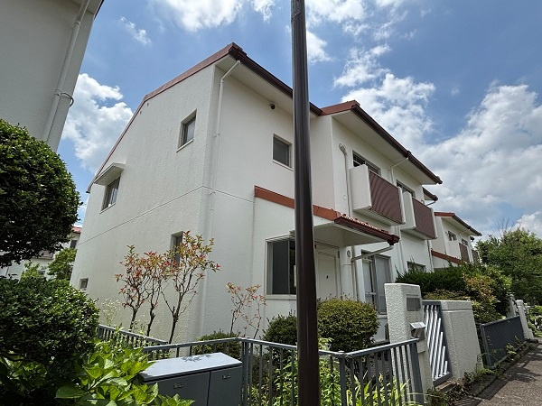 令和5年に団地全体で給湯・給水管更新工事を行っています。
