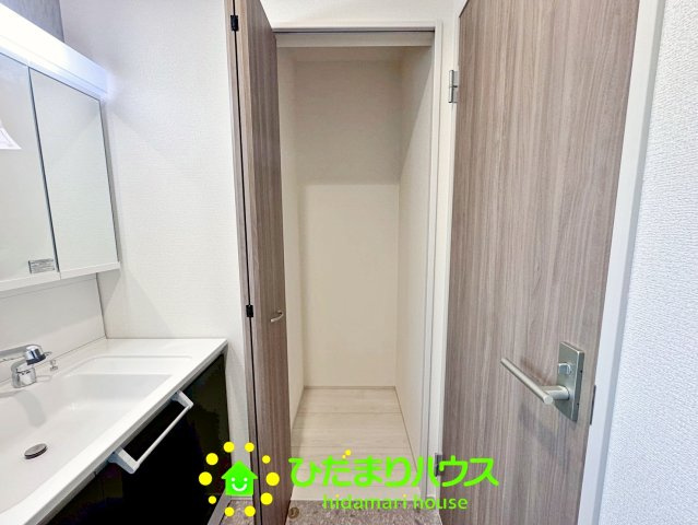 久喜市久喜東４丁目　新築一戸建ての収納