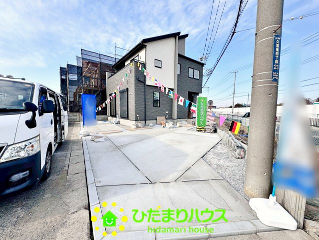 久喜市久喜東４丁目　新築一戸建ての駐車場