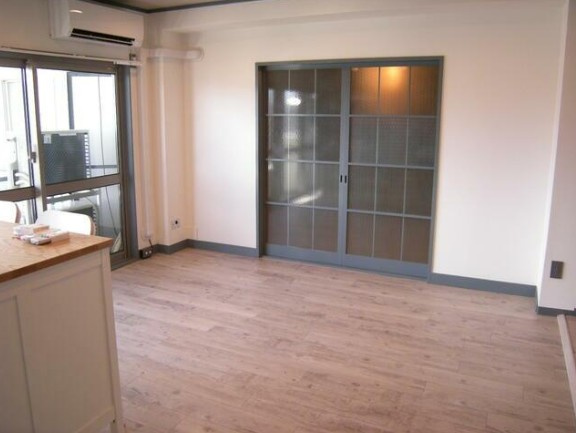 KIマンションの居間・リビング