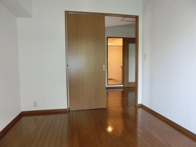 【洋室】 | ロイヤルコートときわ台