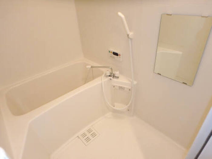 ボナールハウス新川の浴室