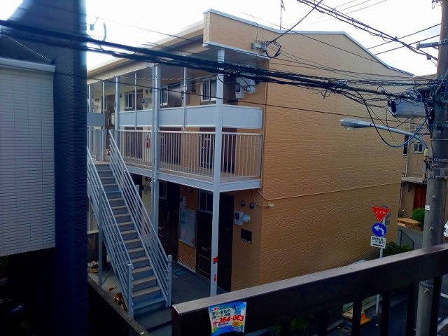 レオパレスフローラの外観