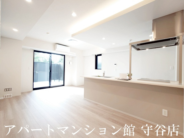 プライム フォレスト 百合ヶ丘の居間・リビング