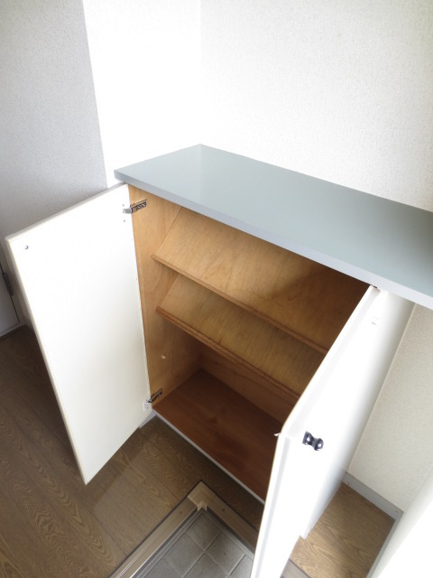 ウィンディアコリーヌA棟のその他|シューズボックス