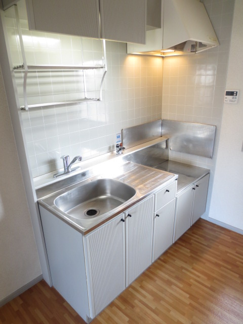 ウィンディアコリーヌA棟のキッチン