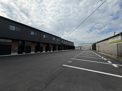 N3の駐車場