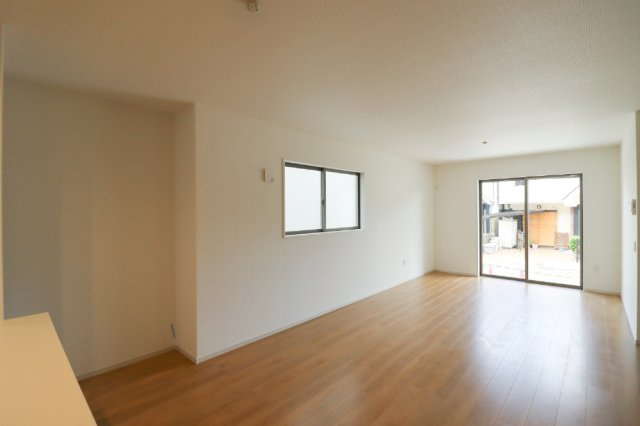 日野西大道町　１号地の居間・リビング