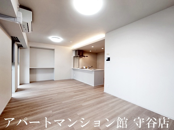 プライム フォレスト 百合ヶ丘の居間・リビング